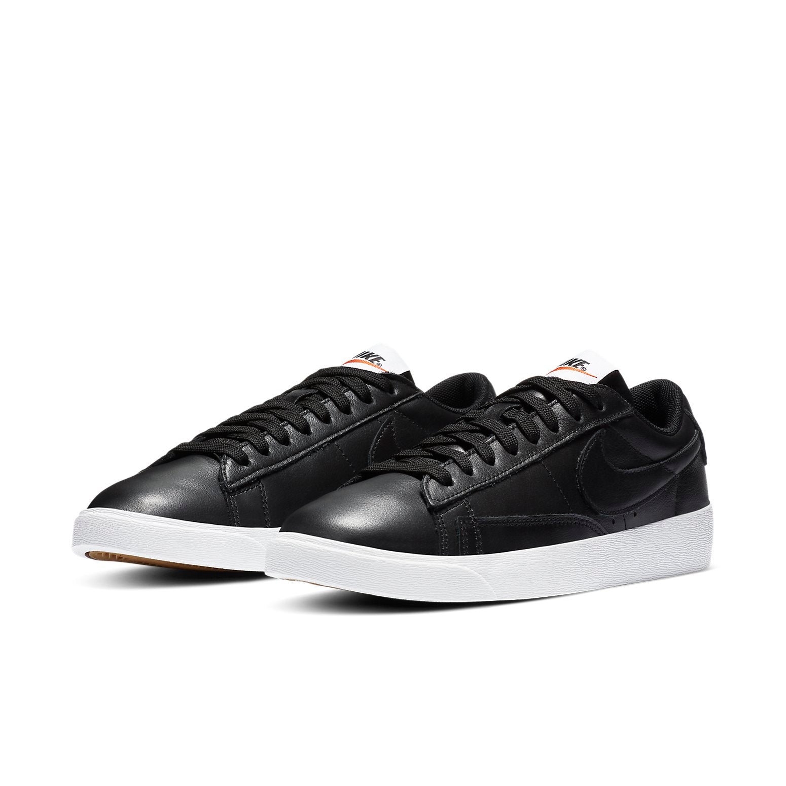 (WMNS) Nike Blazer Low LE 'Black White' AV9370-001