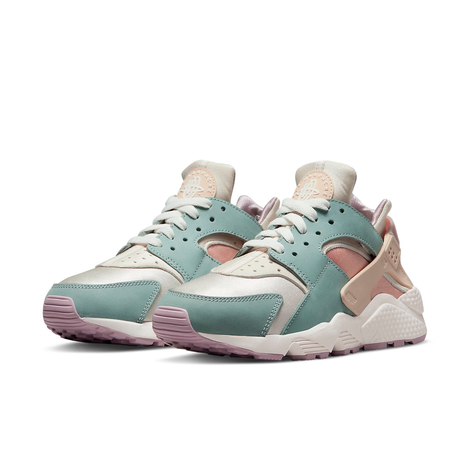 (WMNS) Nike Air Huarache 'One Mile Social Club' DQ4990-104