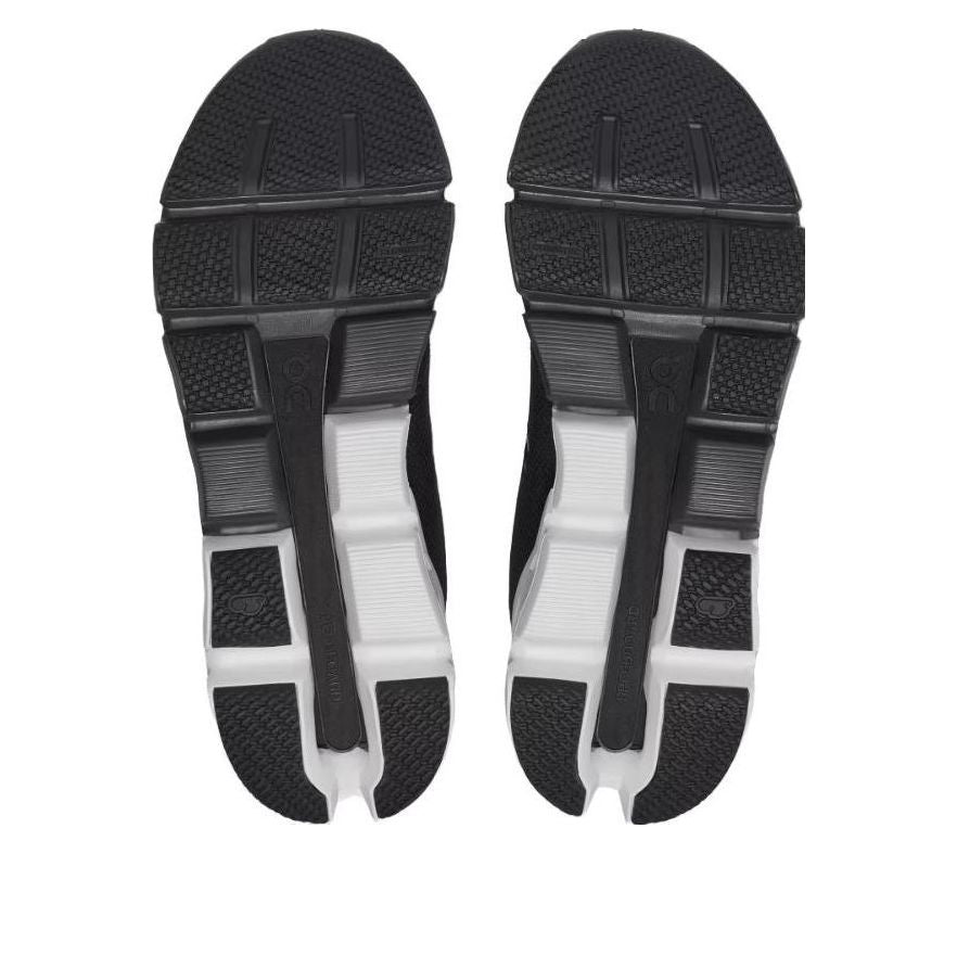 (WMNS) On Running Cloudflyer 4 Wide 'Black White' 81.98663