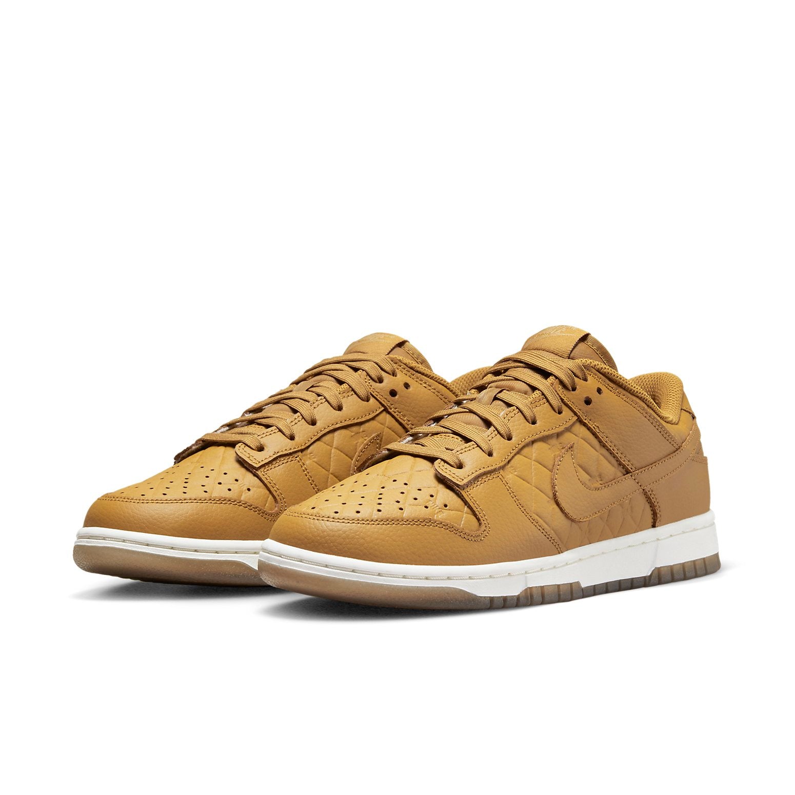 (WMNS) Nike Dunk Low 'Quilted Wheat' DX3374-700