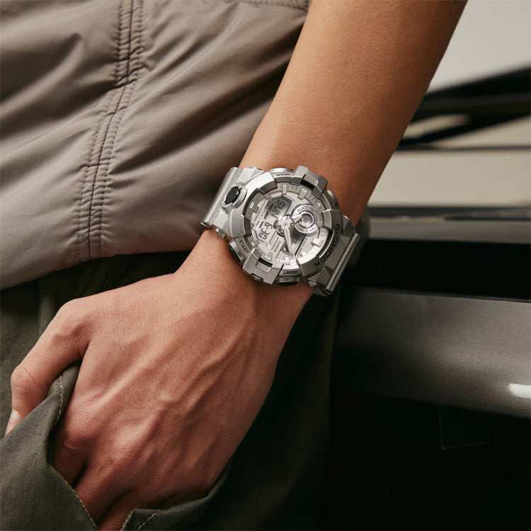 CASIO G-Shock Digital-Analog 'Silver' GA-700FF-8AJF