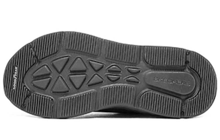 (WMNS) Skechers Max Cushioning Delta 'Black' 129121-BBK