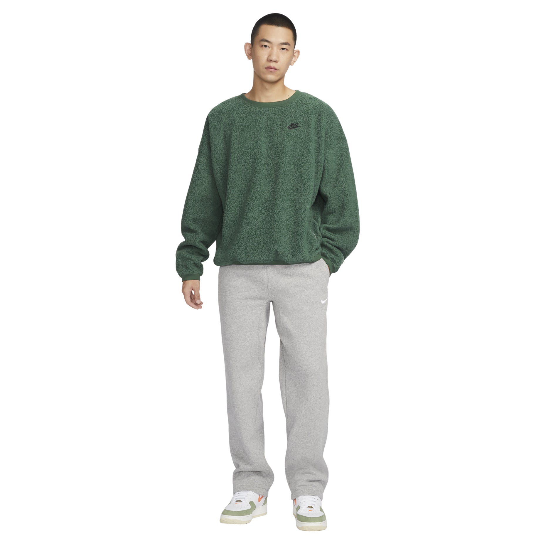 Nike Club Fleece Winterized Crew 'Fir' FB8379-323
