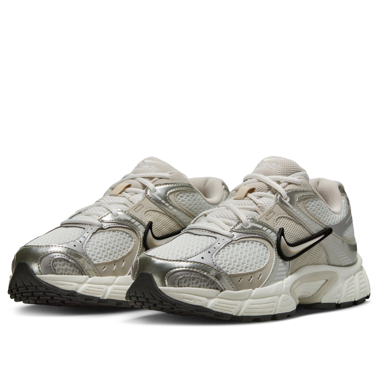 (WMNS) Nike V5 RNR 'Summit White Light Orewood Brown' HQ7901-104