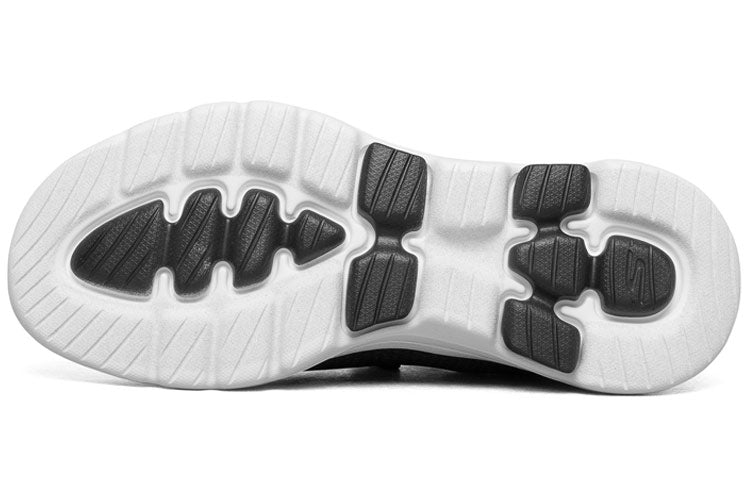 (WMNS) Skechers Go Walk 5 Black/White 124010-BKW