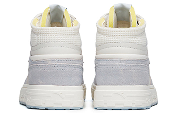 (WMNS) ANTA Streetball Mid 'White Light Purple' 122218052-4