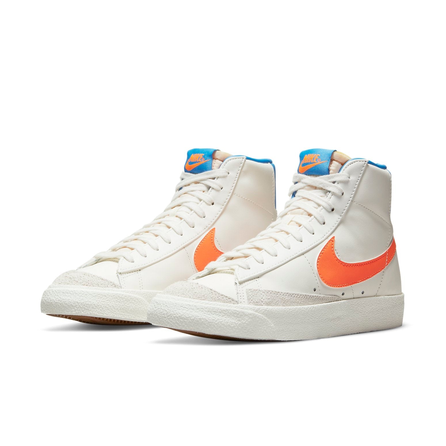(WMNS) Nike Blazer Mid '77 'Sail Total Orange' DQ4692-100