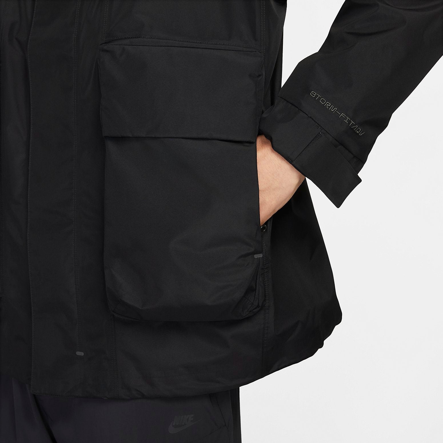 Nike Sportswear Storm-FIT ADV Tech Pack GTX Jacket Asia Sizing 'Black' DQ4273-010
