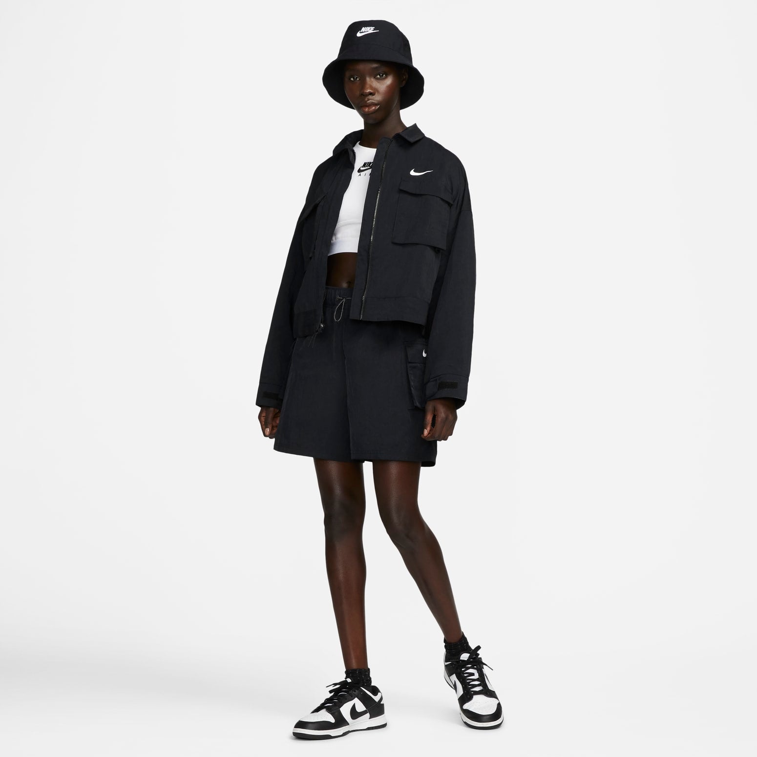 (WMNS) Nike Sportswear Essential Woven High-Waisted Shorts 'Black' DM6247-010
