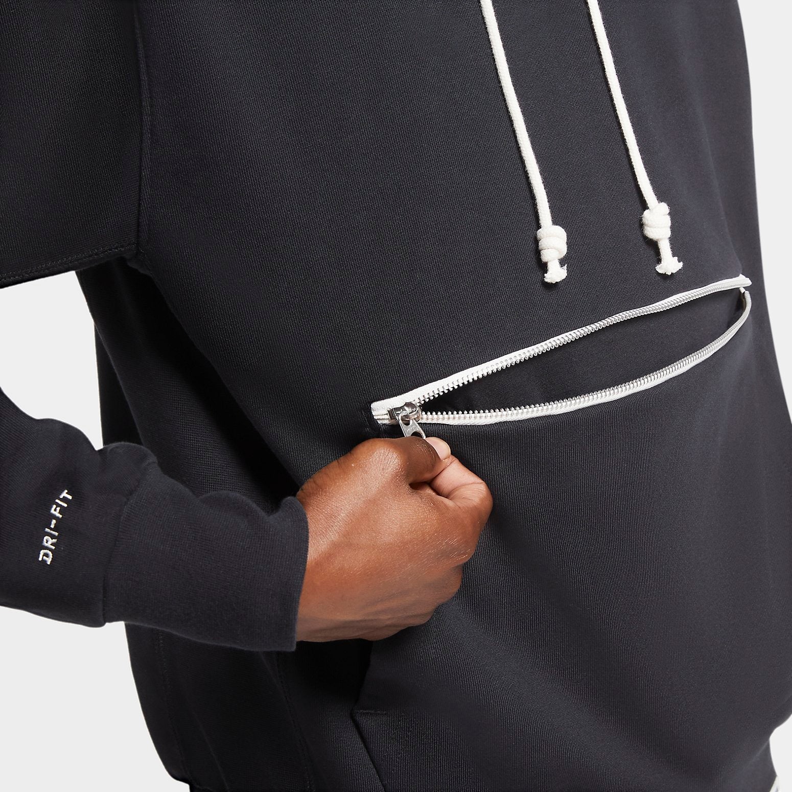 Nike Standard Issue Hoodie 'Black' CV0864-010