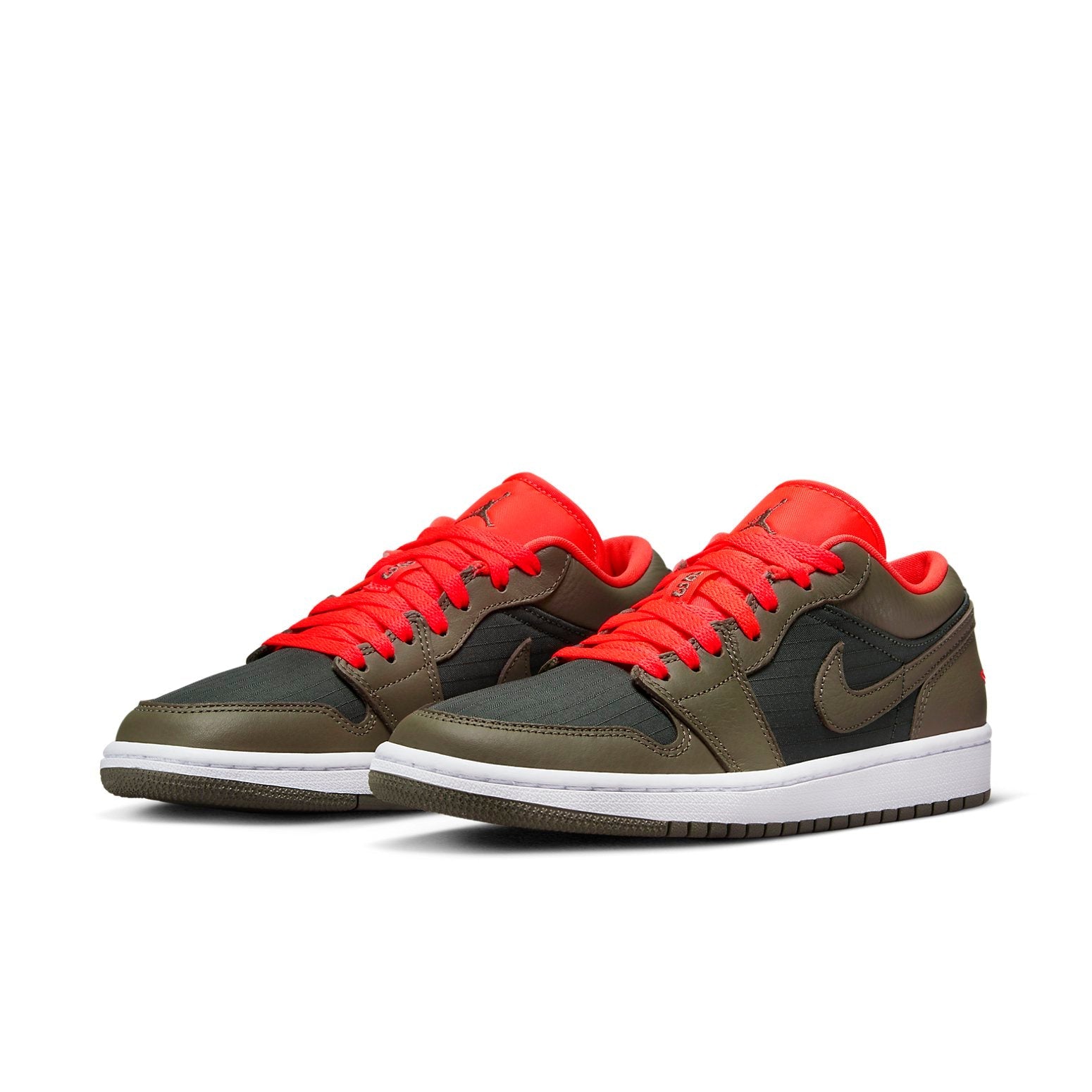 (WMNS) Air Jordan 1 Low SE 'Newsprint Olive Grey ' DQ6076-002