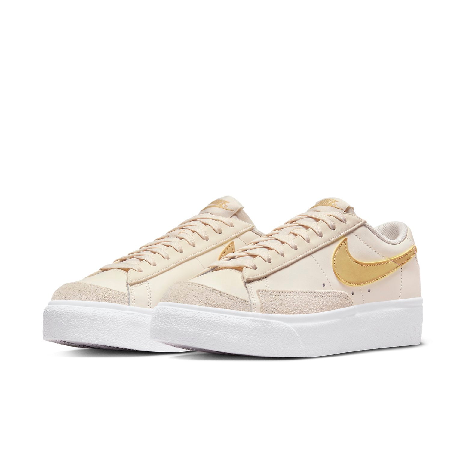 (WMNS) Nike Blazer Low Platform 'Pale Ivory Saturn Gold' DJ0292-113