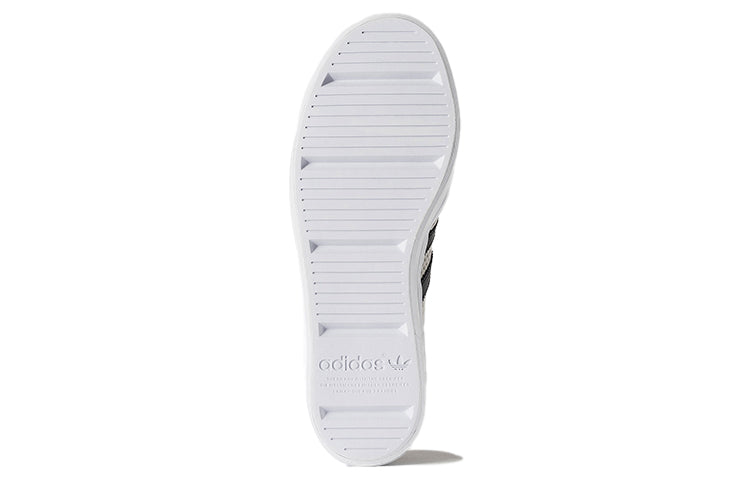 adidas originals CourtVantage Heel BB5204