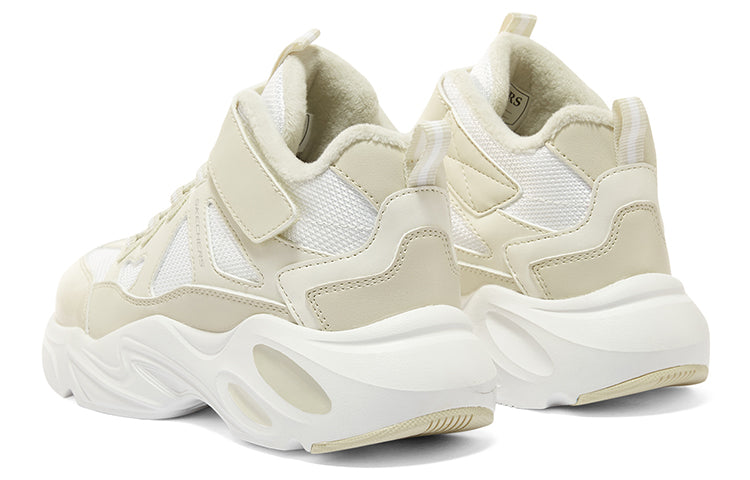 (GS) Skechers Sport Shoes 'Beige White' 303902L-NAT