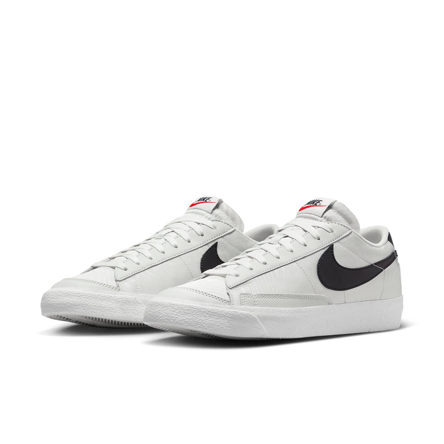 Nike Blazer Low 77 SE 'Light Bone' DV7198-001