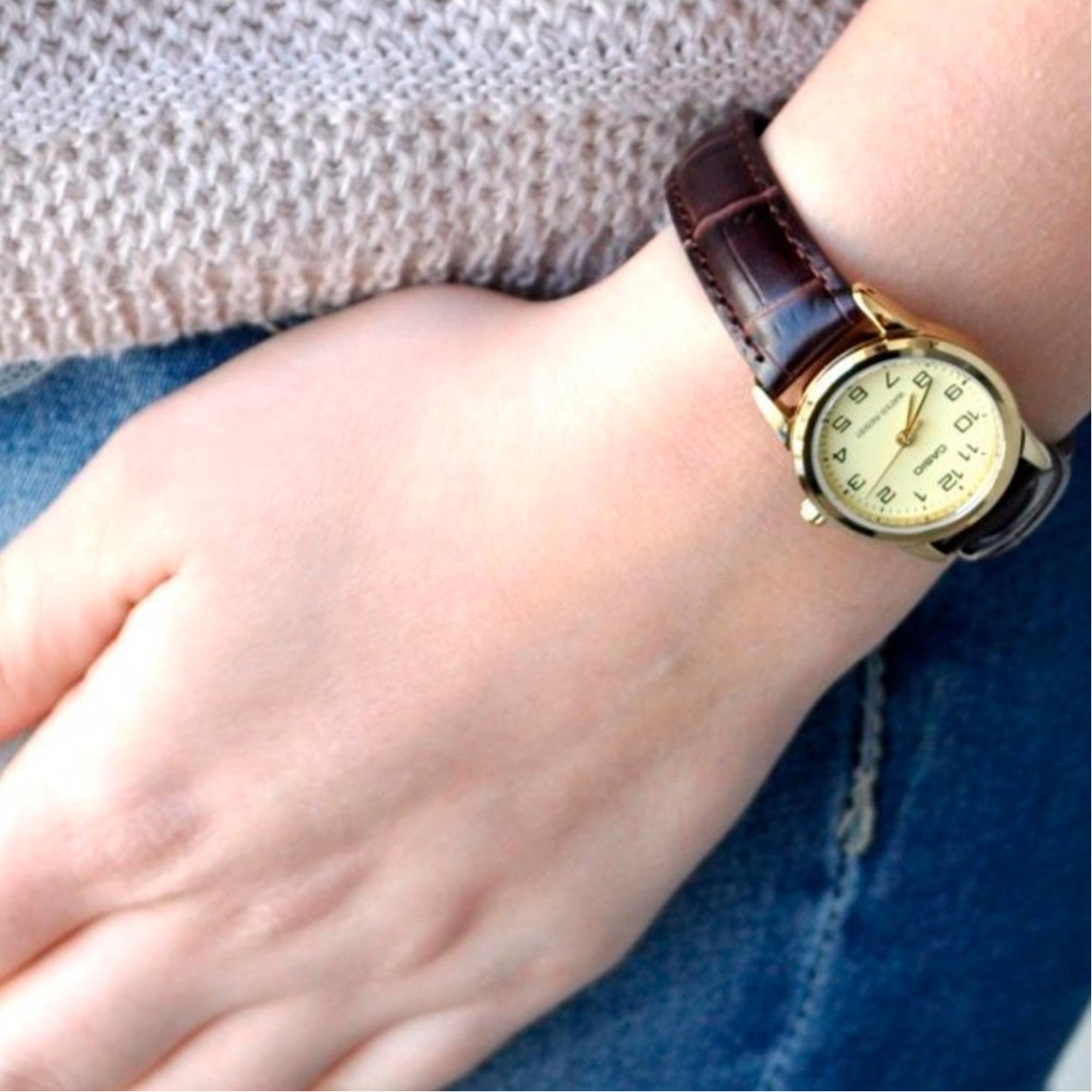 CASIO Quartz Waterproof Gold Analog LTP-V001GL-9BUDF