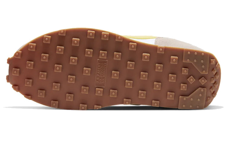 (WMNS) Nike Daybreak 'Fossil Stone Saffron Quartz' CK2351-200