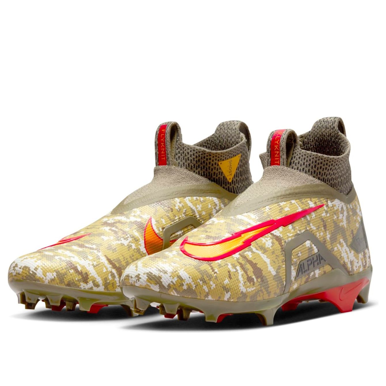 Nike x Travis Kelce Alpha Menace Elite 3 'Digital Camo' FN0113-200
