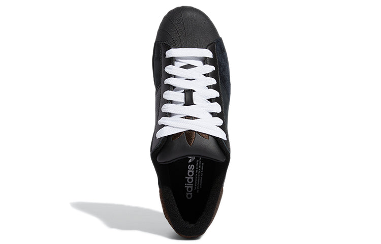 adidas originals Unisex Superstar 82 Panel Low-Top Sneakers Black GW0775