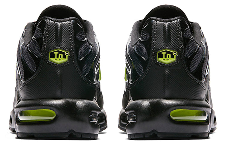 Nike Air Max Plus 'Night Ops' AJ2013-001