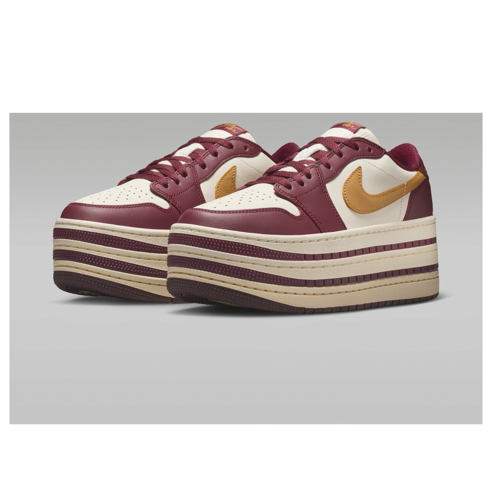 (WMNS) Air Jordan 1 Triple Stack 'Team Red Pale Ivory' HV8288-600