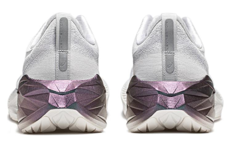 (WMNS) ASICS Novablast 4 Platinum 'Real White Pure Silver' 1012B722-100
