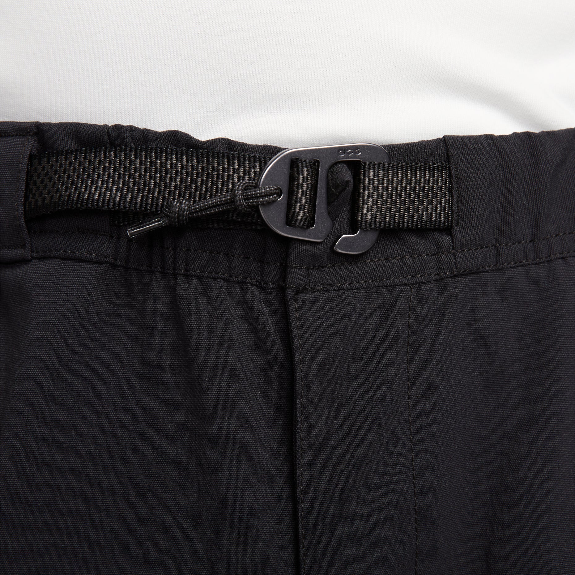 Nike ACG Smith Summit Cargo Pants Asia Sizing 'Black' FN0429-010
