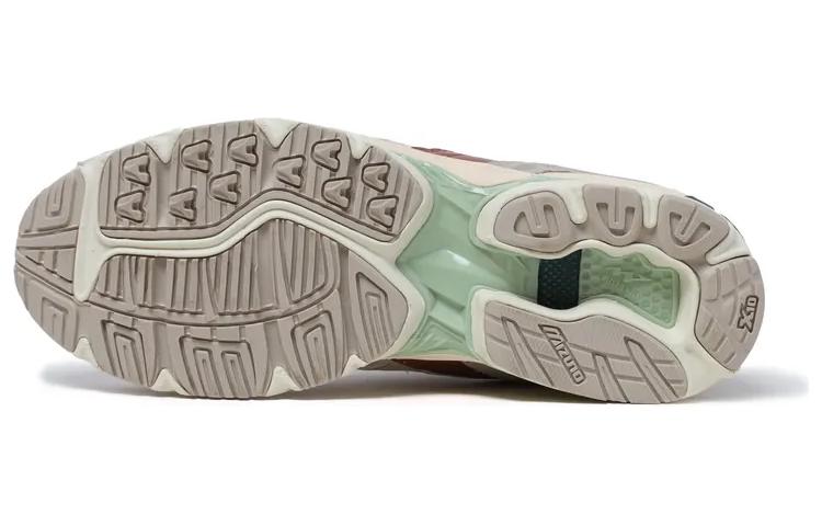 Mizuno Wave Rider 10 'Beige' D1GA242601