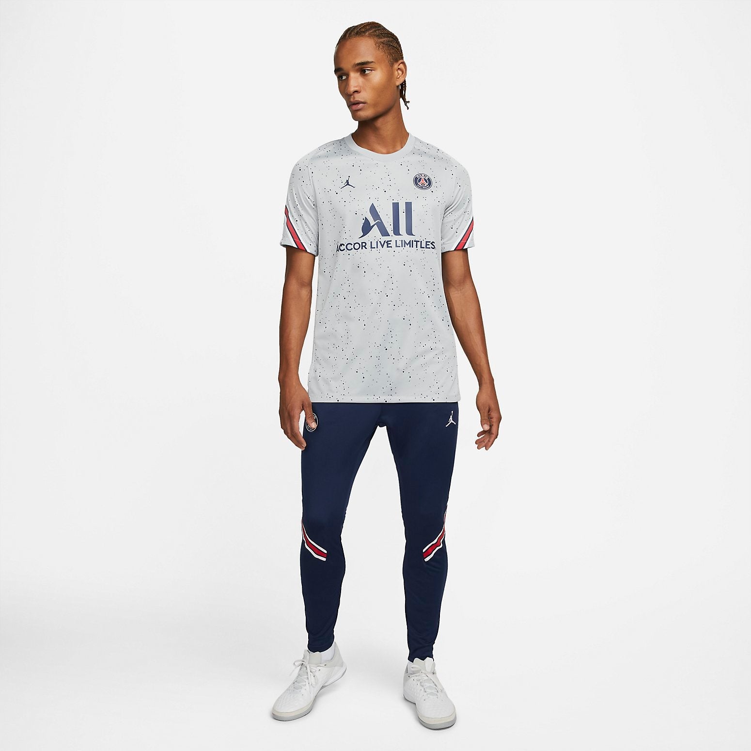 Air Jordan x PSG Strike 4th Jersey 'Wolf Grey' DH7716-013