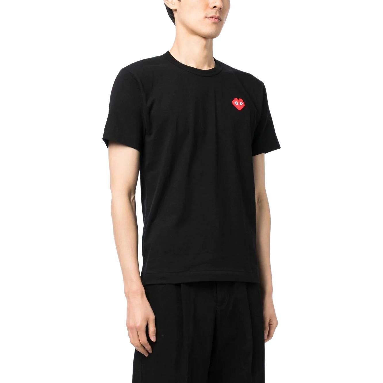 COMME des GARCONS PLAY Basic Invaders T-Shirt Red Emblem 'Black' P1-T322-1