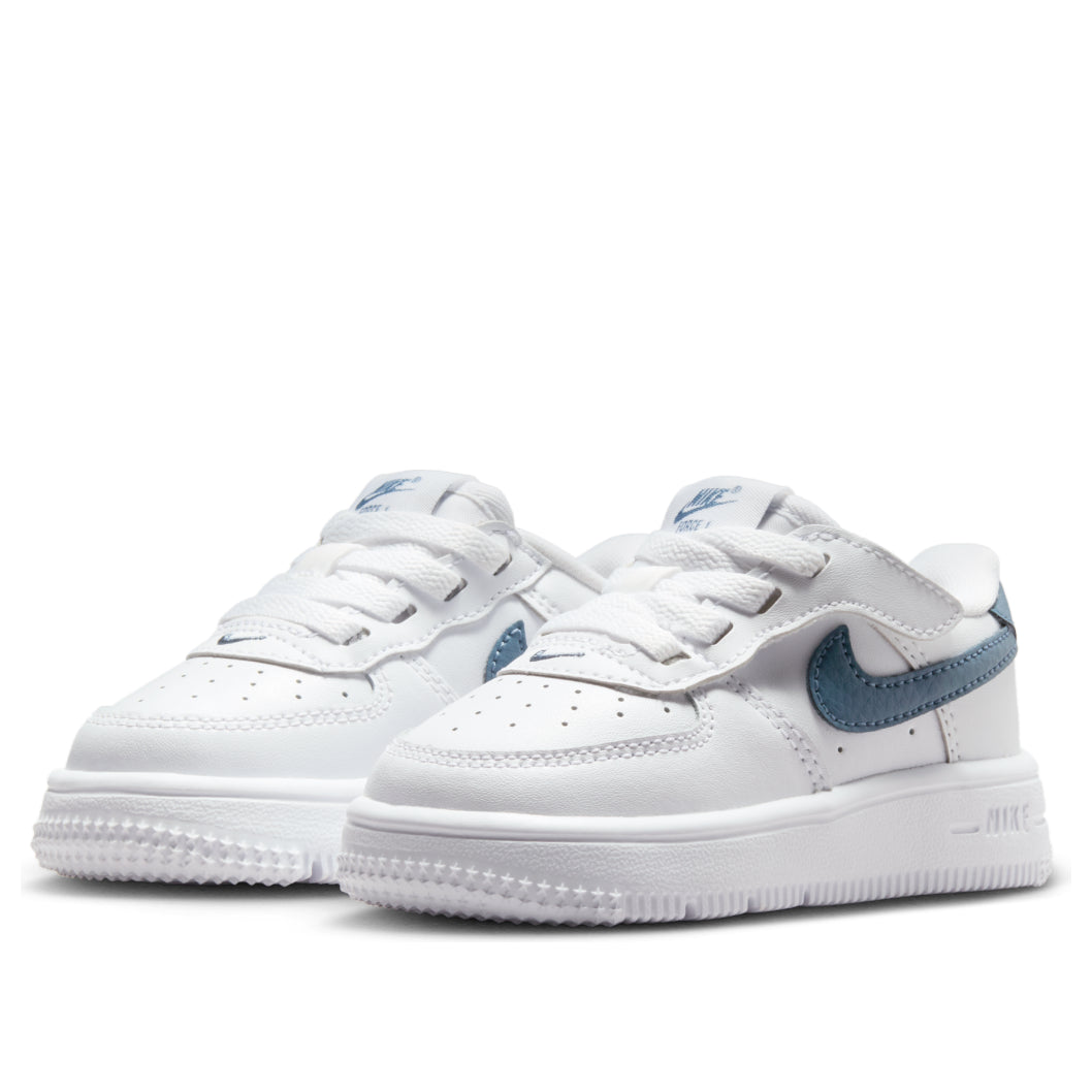 (TD) Nike Force 1 Low EasyOn 'White Thunderstorm' FN0236-110