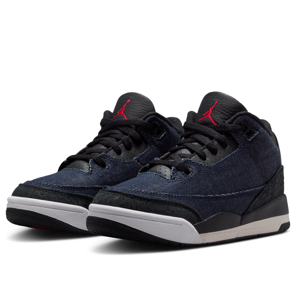 Air Jordan 3 Retro x Levi’s 'Indigo' IQ8058-400