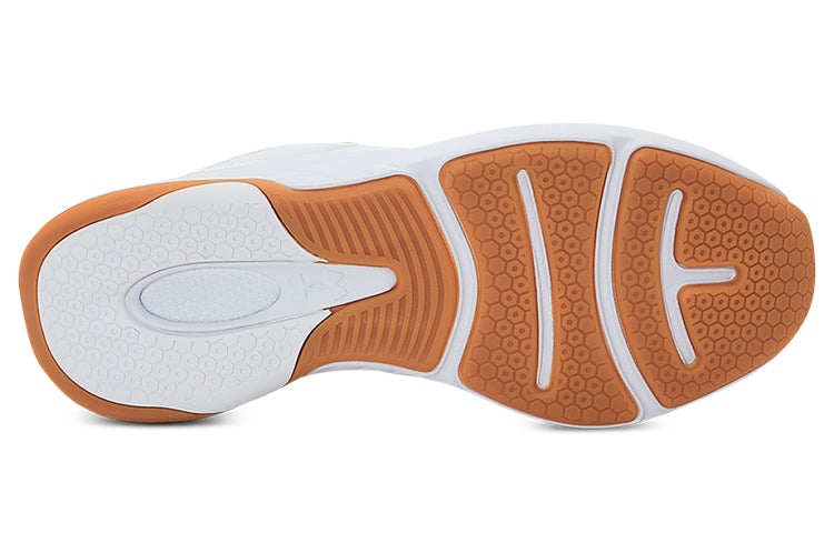 (WMNS) Under Armour HOVR Omnia Metallic 'White Metallic Gold Luster' 3025833-100