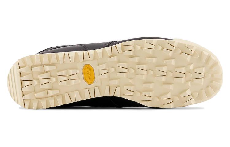 New Balance Rainier 'Black Macadamia Nut' URAINAL