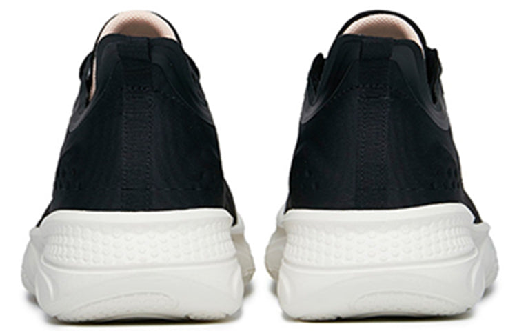 (WMNS) ANTA Training Series Sneakers 'Black Purple' 122227721-1