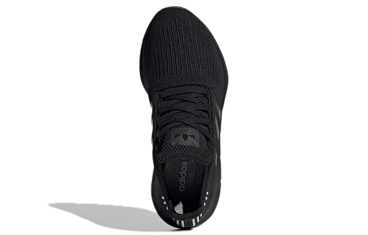 (WMNS) adidas Originals Swift Run 22 'Triple Black' FW5030