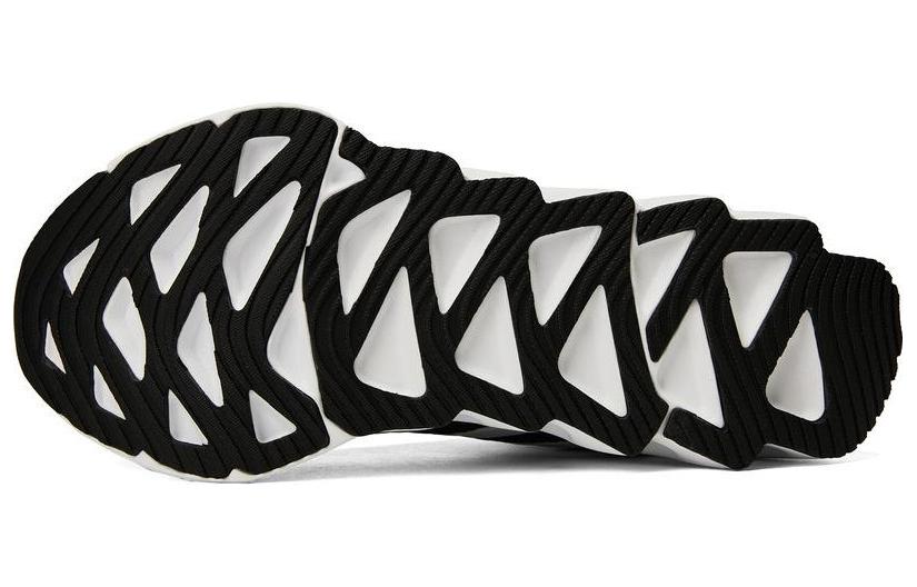 (WMNS) adidas Switch Run 'Core Black' IF5733