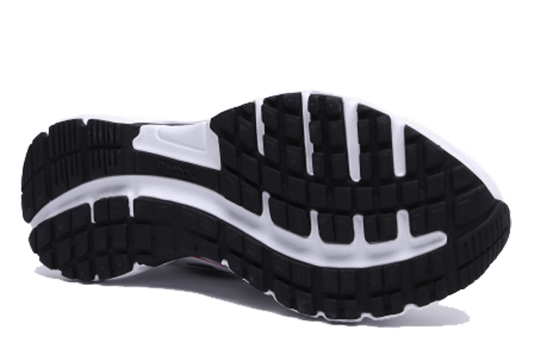Reebok Royal Run Finish Black Red DV8330