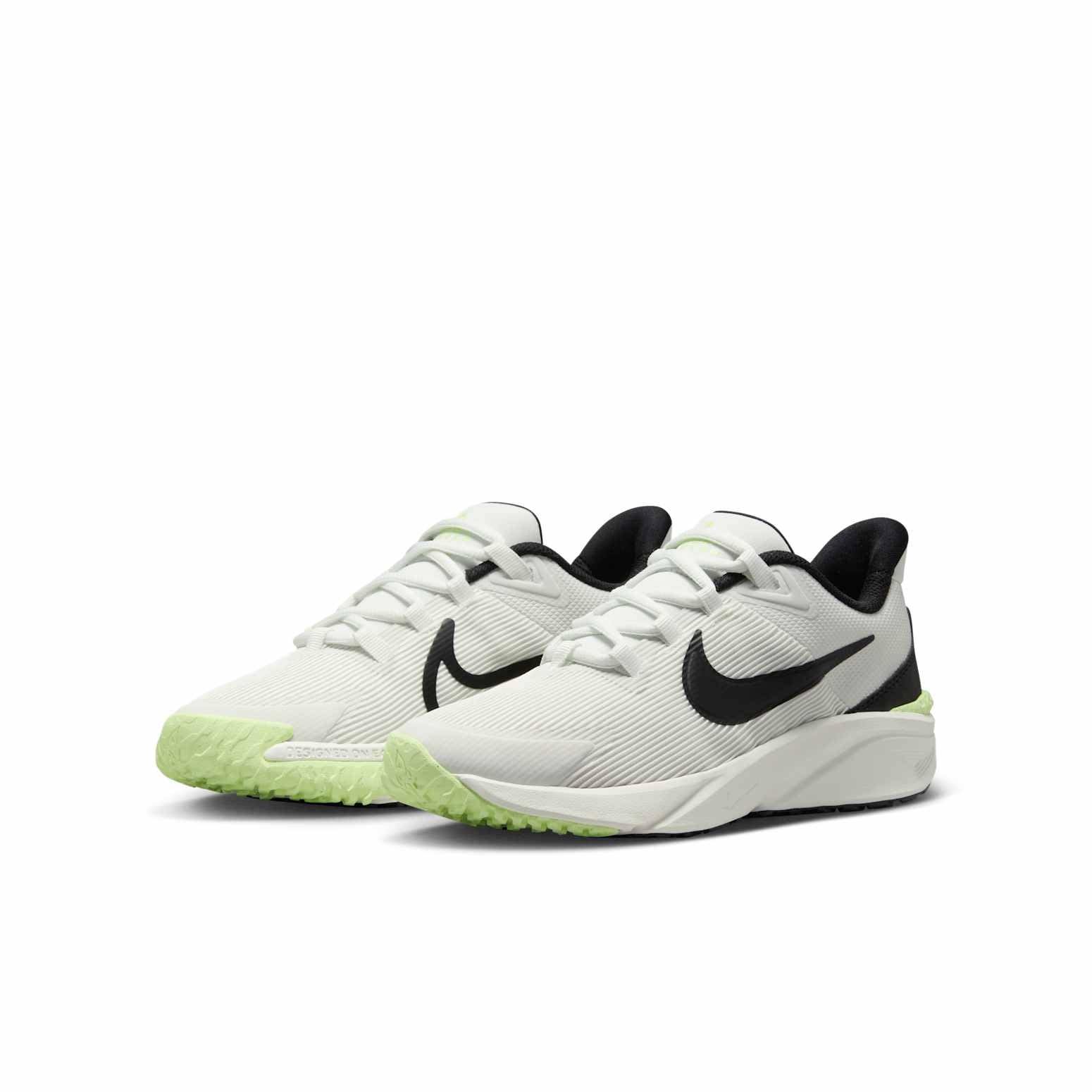 (GS) Nike Star Runner 4 'Summit White Black' DX7615-102