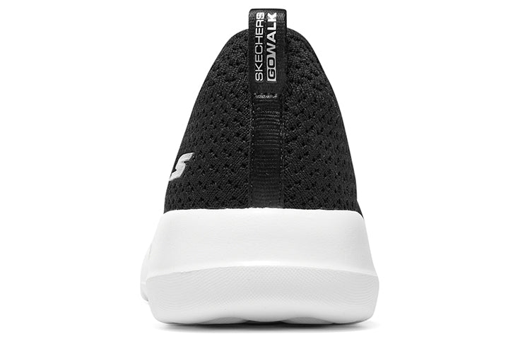 (WMNS) Skechers Go Walk 5 'Black White' 124636-BKW