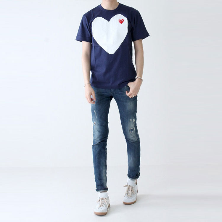 COMME des GARCONS PLAY White Heart T-Shirt 'Navy' AZ-T184-051-1