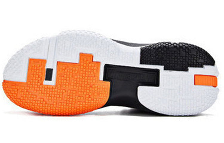 361 Degrees Basketball Shoes 'Black' 572011107-3