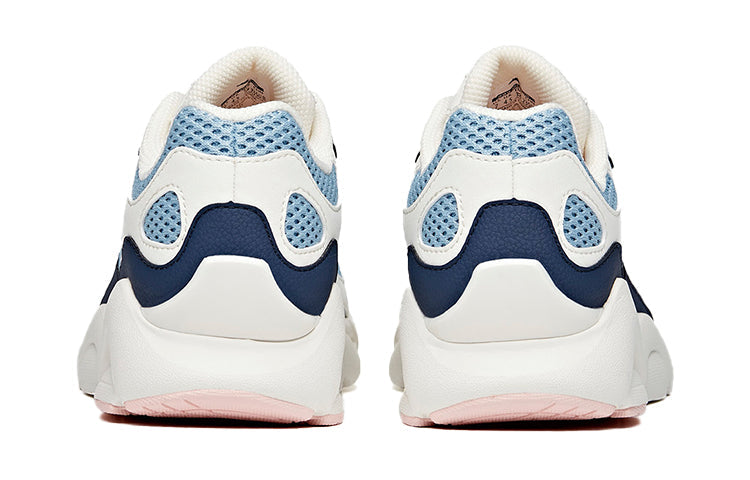(WMNS) ANTA Run Collection 'White Blue Pink' 122035557-5