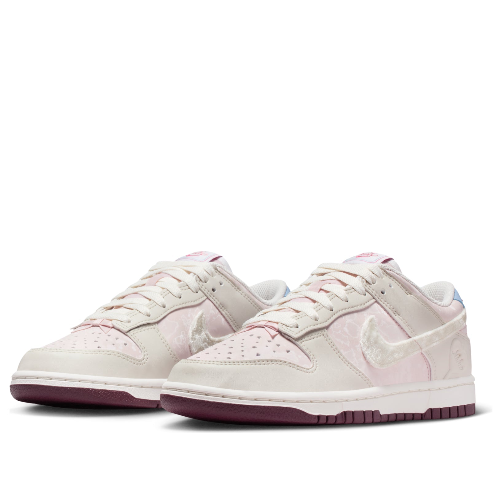 (WMNS) Nike Dunk Low 'Valentine’s Day' 2026 IQ1145-610