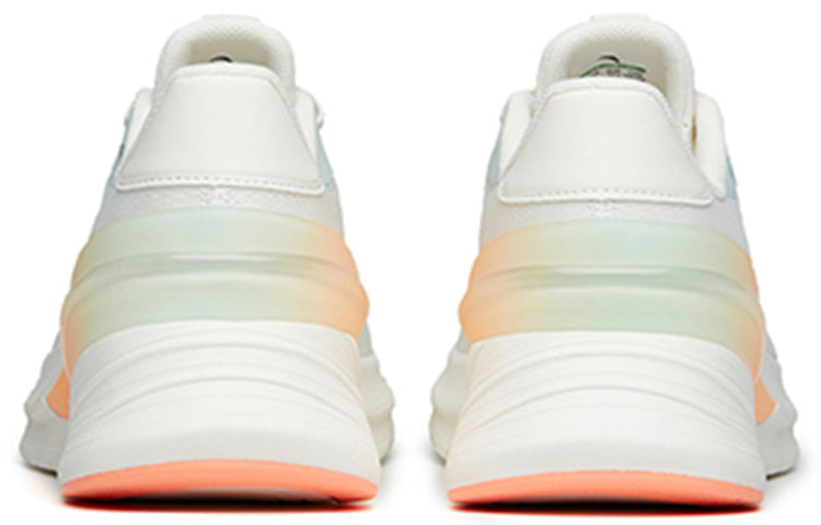 (WMNS) ANTA Running Series Sneakers 'White Blue Melon' 122215556-5