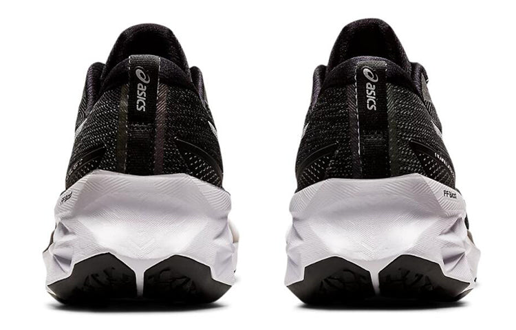 (WMNS) ASICS Novablast 2 'Black Pure Silver' 1012B049-001