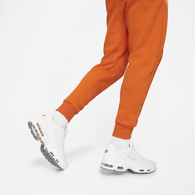 Nike Sportswear Tech Sweatpants 'Campfire Orange' CU4495-893