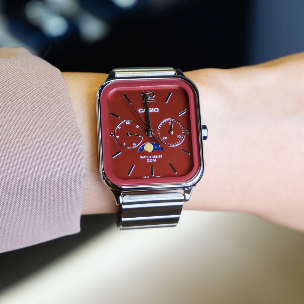 CASIO Analog 'Silver Burgundy' MTP-M305D-4AV