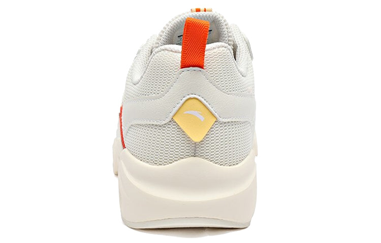 (WMNS) ANTA Running Series Sneakers ''White Grey Red 122025529R-5