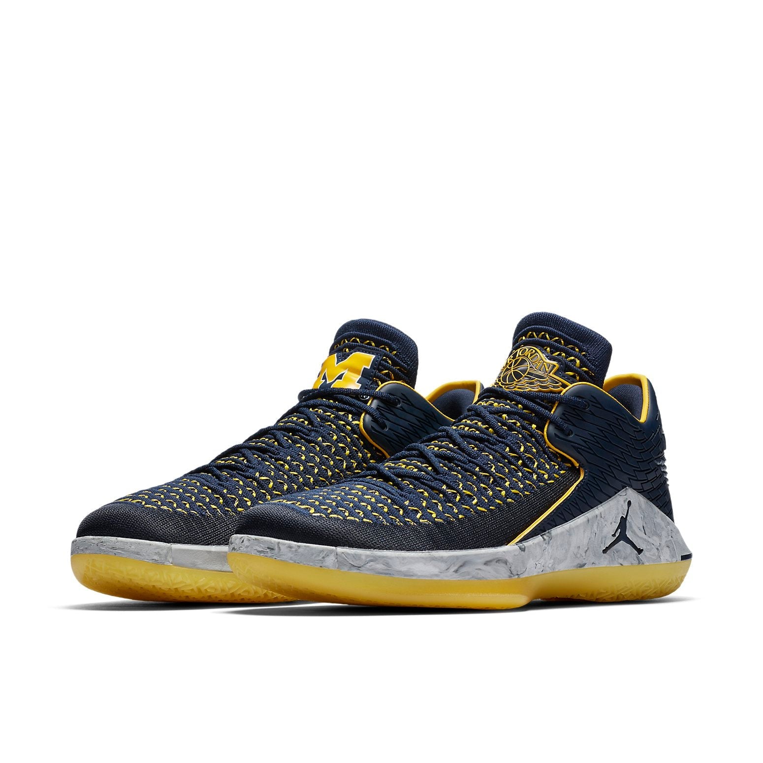 Air Jordan 32 Low 'Michigan Wolverines' AA1256-405